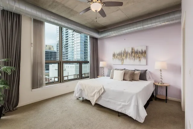 $575,000 | 125 East 13th Street, Unit 808, Chicago, IL 60605