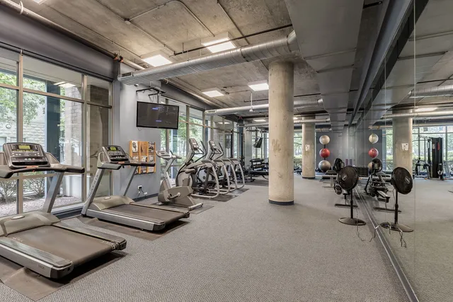 $575,000 | 125 East 13th Street, Unit 808, Chicago, IL 60605