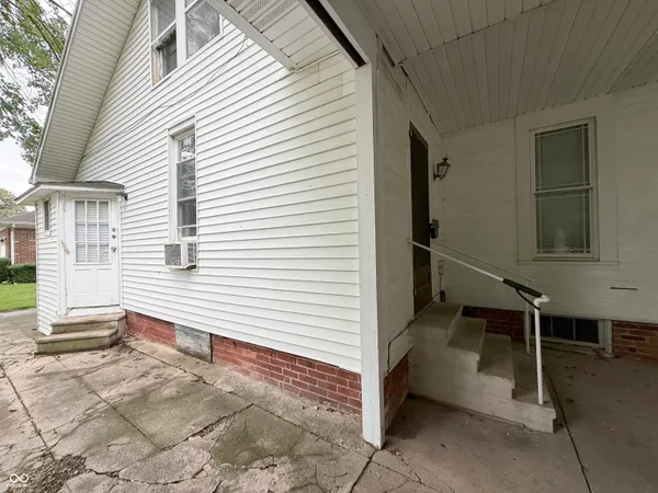 $995 | 512 South Pearl Street, Unit C, Thorntown, IN 46071
