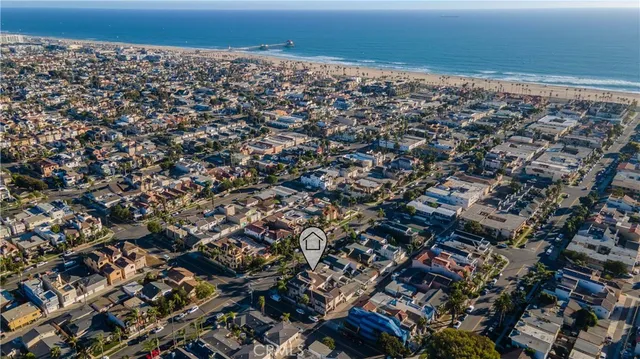 $8,500 | 525 15th Street, Huntington Beach, CA 92648
