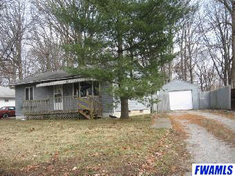 6101 Oakmont Road Fort Wayne, IN 46816 - Photo 1 of 1