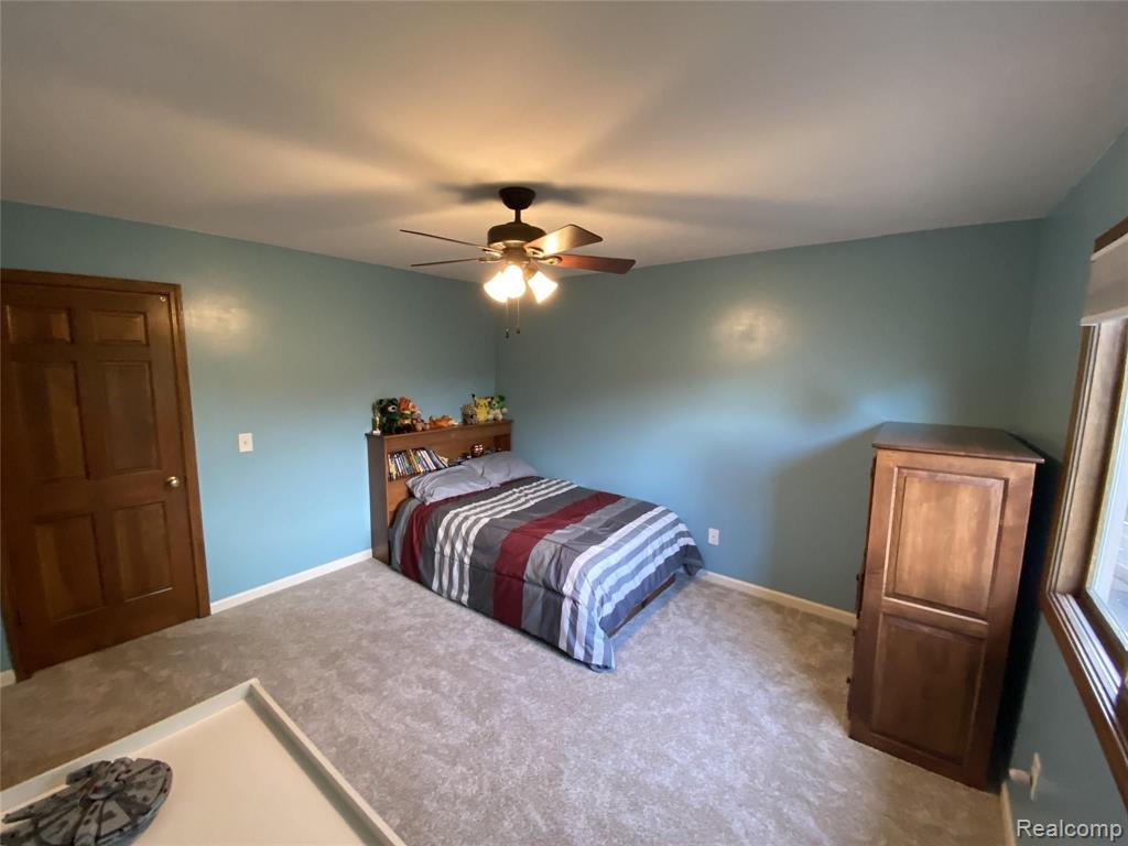 2462 Evergreen Court Rochester Hills, MI 48309 - Photo 17 of 28