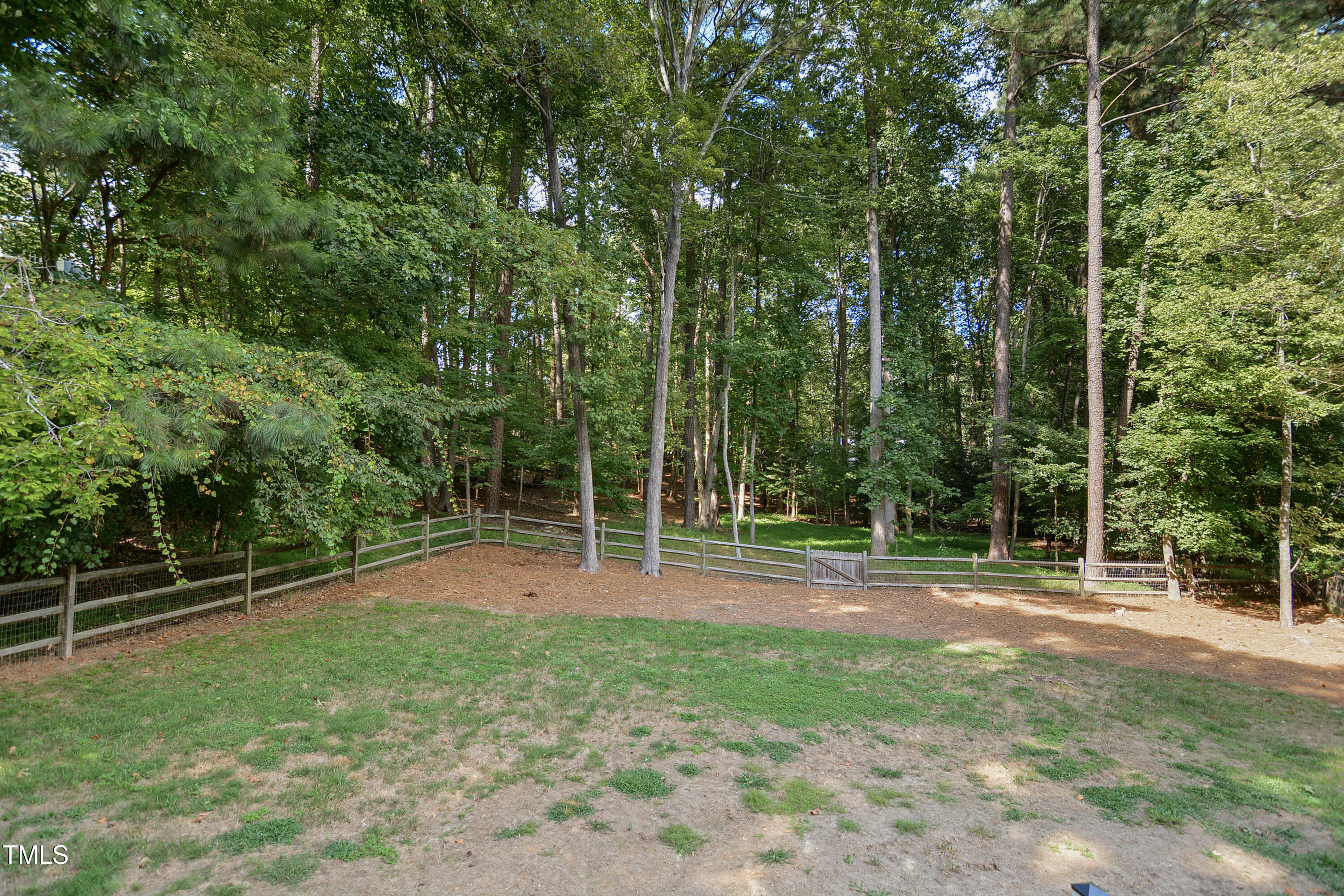 1405 Shadowview Court Raleigh, NC 27614 - Photo 31 of 37 32