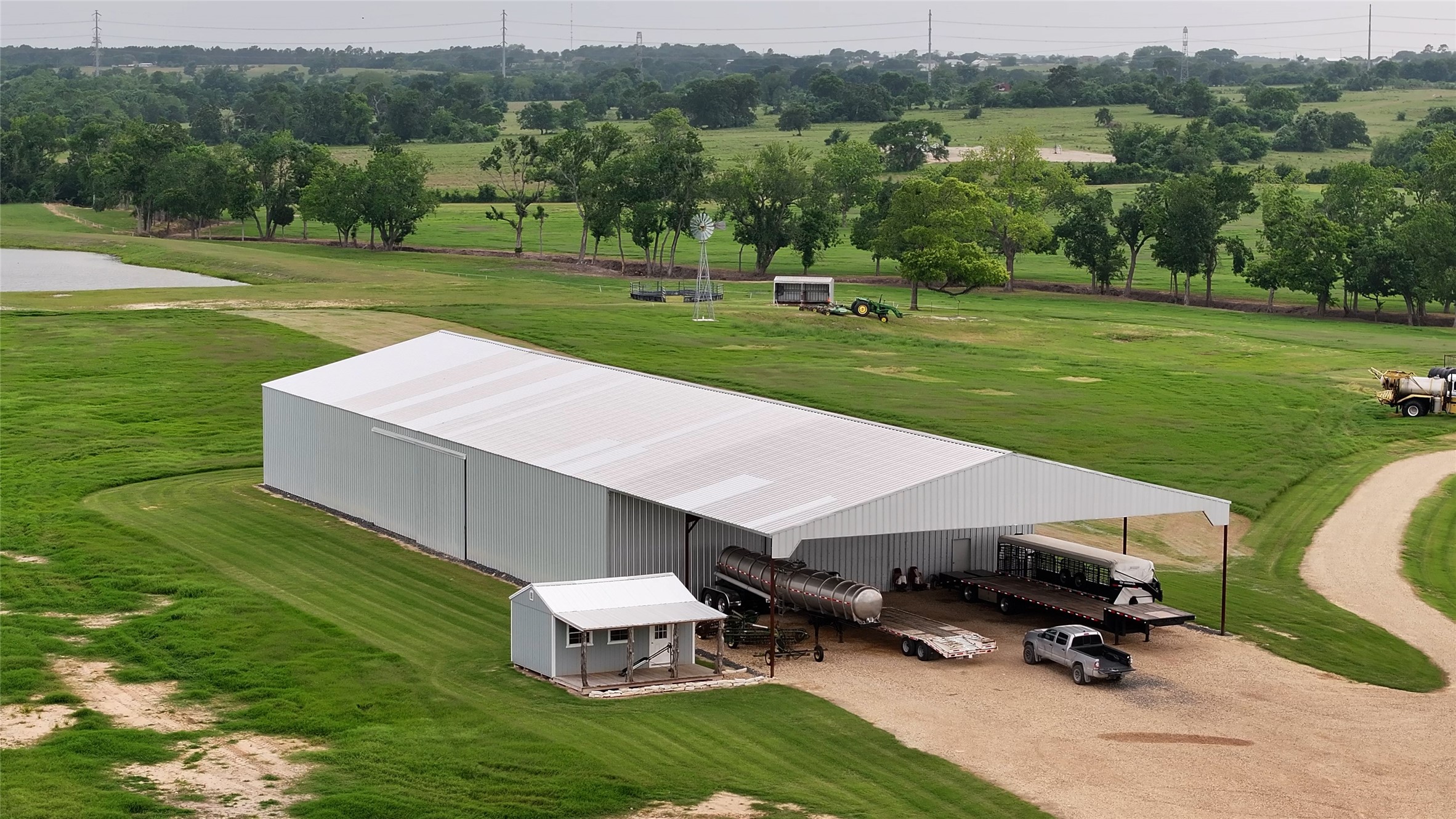 3283-2 Fm 2562 Road Anderson, TX 77830 - Photo 8 of 36 14000 Sq Ft Barn/Shop, access doors on all sides