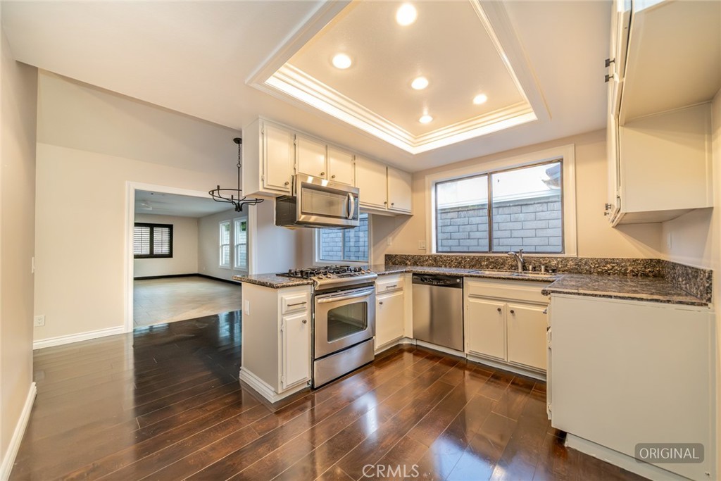 11740 Minuteman Drive Riverside, CA 92503 - Photo 10 of 32