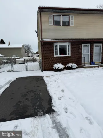 $2,650 | 122 Annabelle Avenue, Trenton, NJ 08610