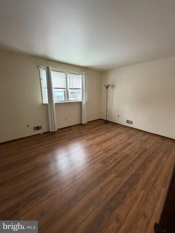 $2,650 | 122 Annabelle Avenue, Trenton, NJ 08610