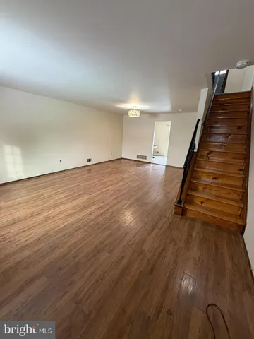 $2,650 | 122 Annabelle Avenue, Trenton, NJ 08610