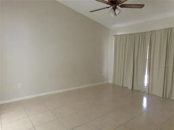 $2,300 | 1041 Kelsey Avenue, Oviedo, FL 32765