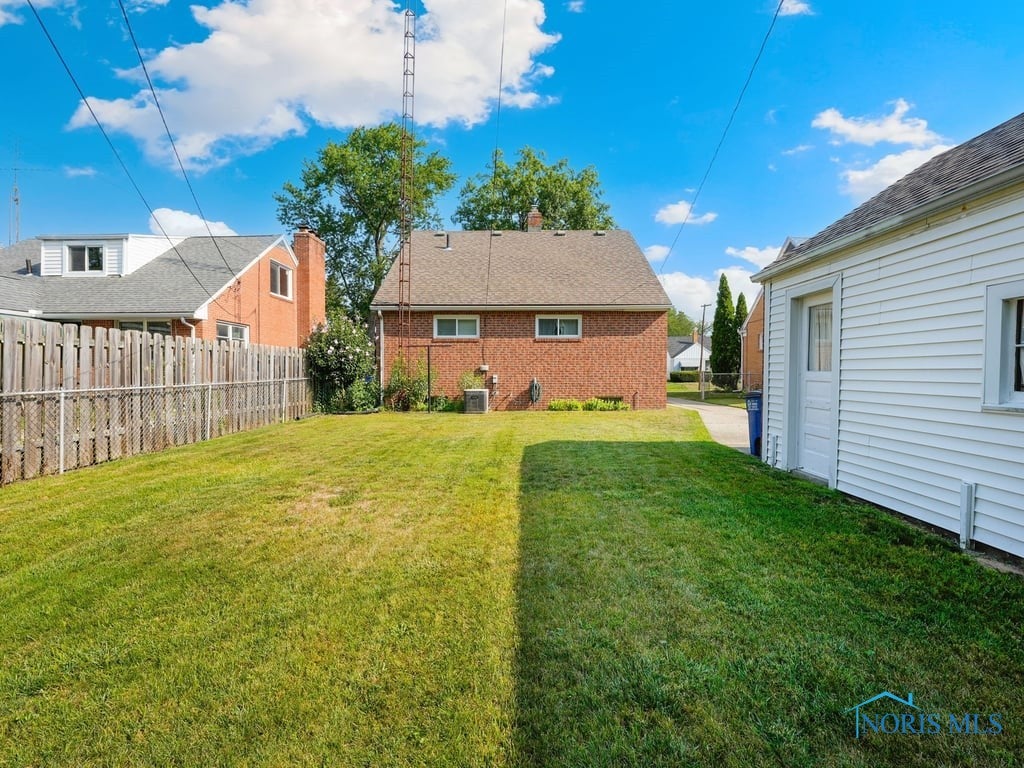 2837 Wyndale Road Toledo, OH 43613 - Photo 36 of 37 Gallery Image 36