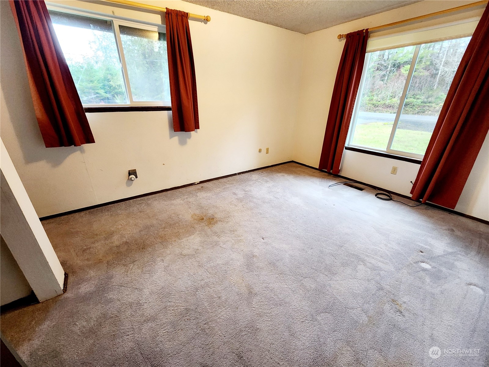 15 Foreman Road McCleary, WA 98557 - Photo 12 of 31 a view of an empty room with a window