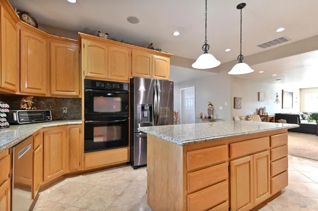 $599,000 | 818 Thereza Way, Rio Vista, CA 94571