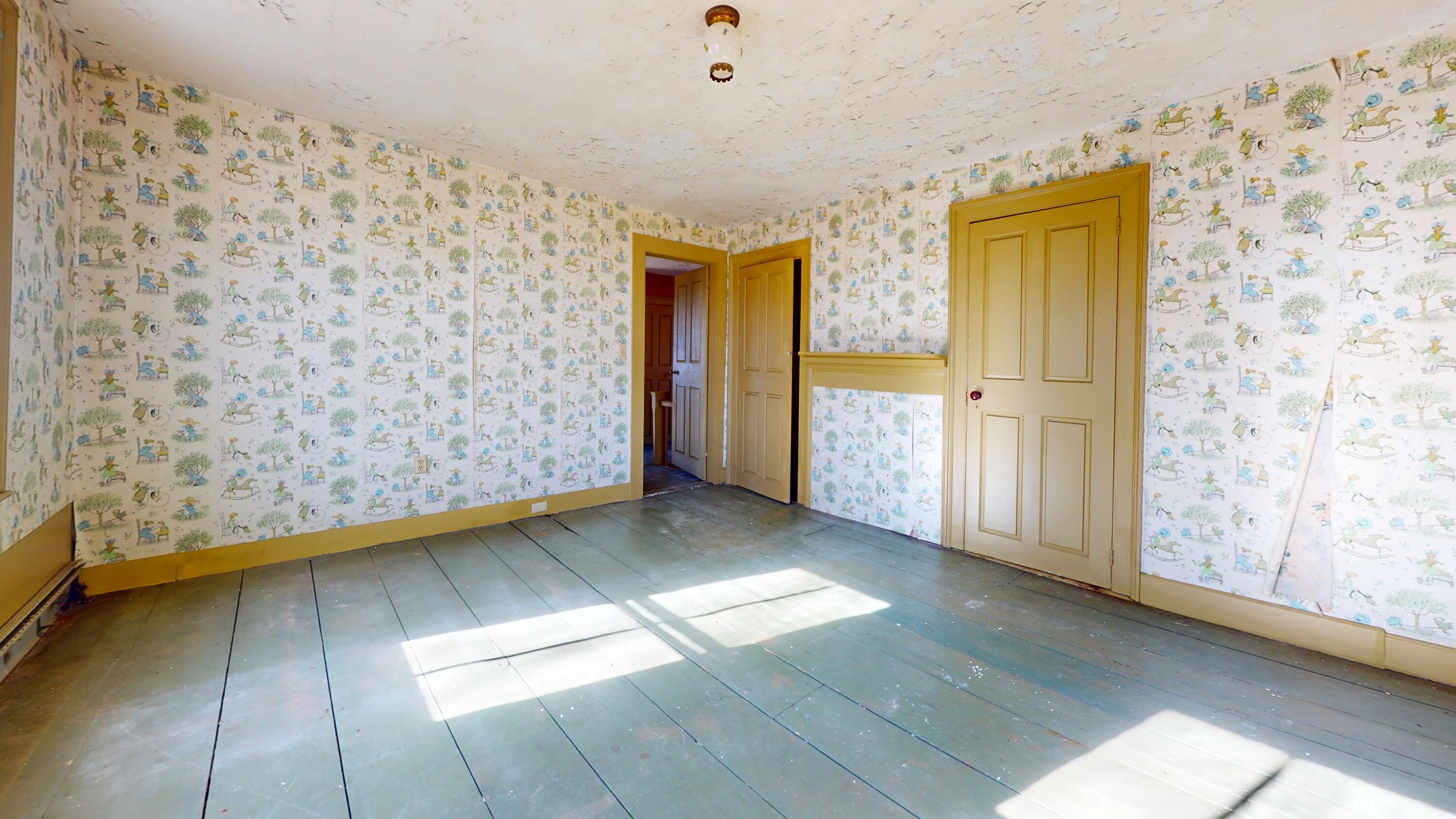 1615 Friendship Road Waldoboro, ME 04572 - Photo 17 of 39 Bedroom