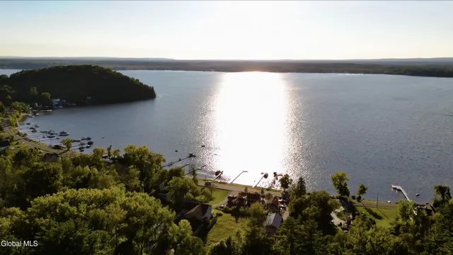 $2,499,900 | 2 Leeward Lane, Saratoga Springs, NY 12866