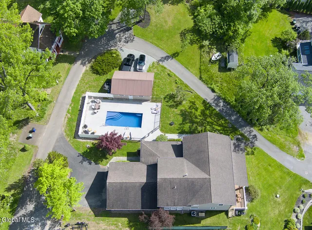 $2,499,900 | 2 Leeward Lane, Saratoga Springs, NY 12866