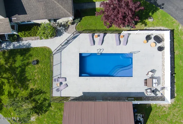 $2,499,900 | 2 Leeward Lane, Saratoga Springs, NY 12866