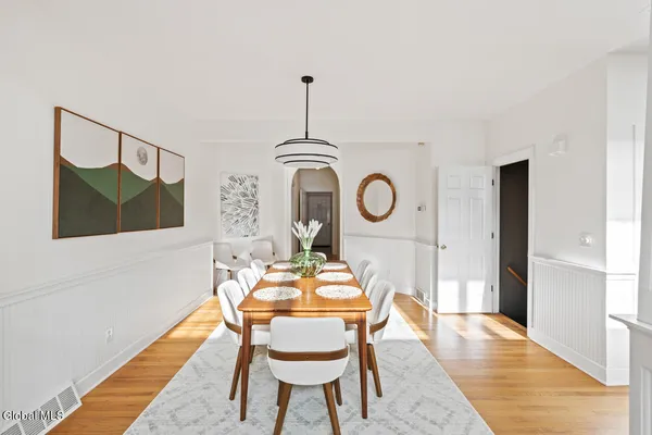 $2,499,900 | 2 Leeward Lane, Saratoga Springs, NY 12866