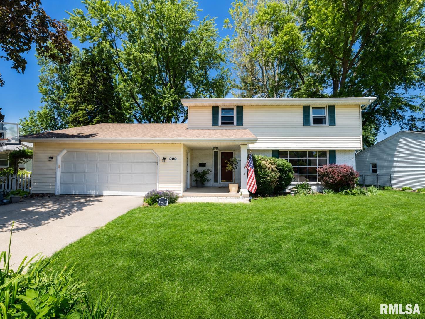 929 East Monroe Street Morton, IL 61550 - Photo 1 of 40