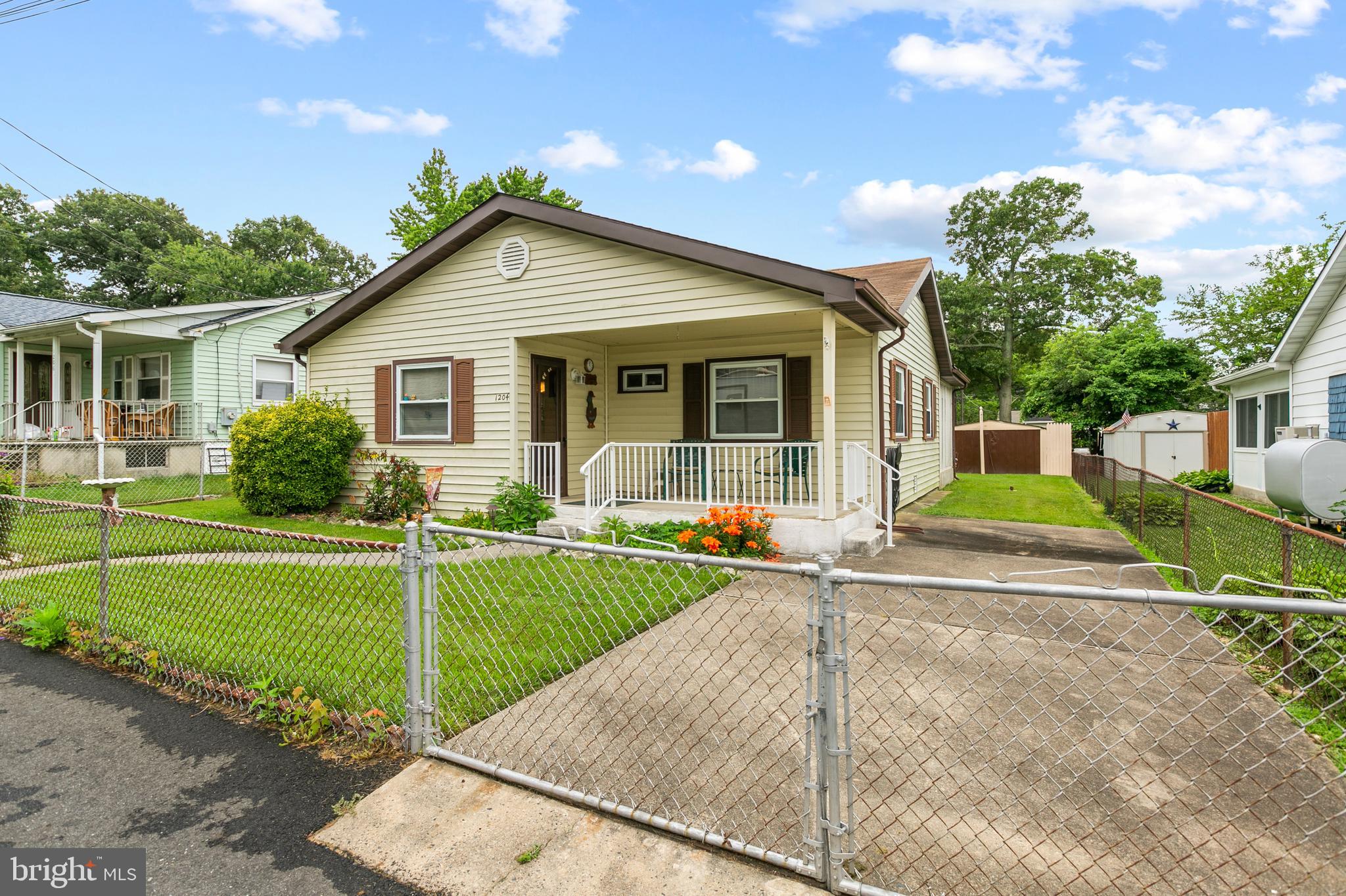 1204 3rd Road Baltimore, MD 21220 - Photo 2 of 38