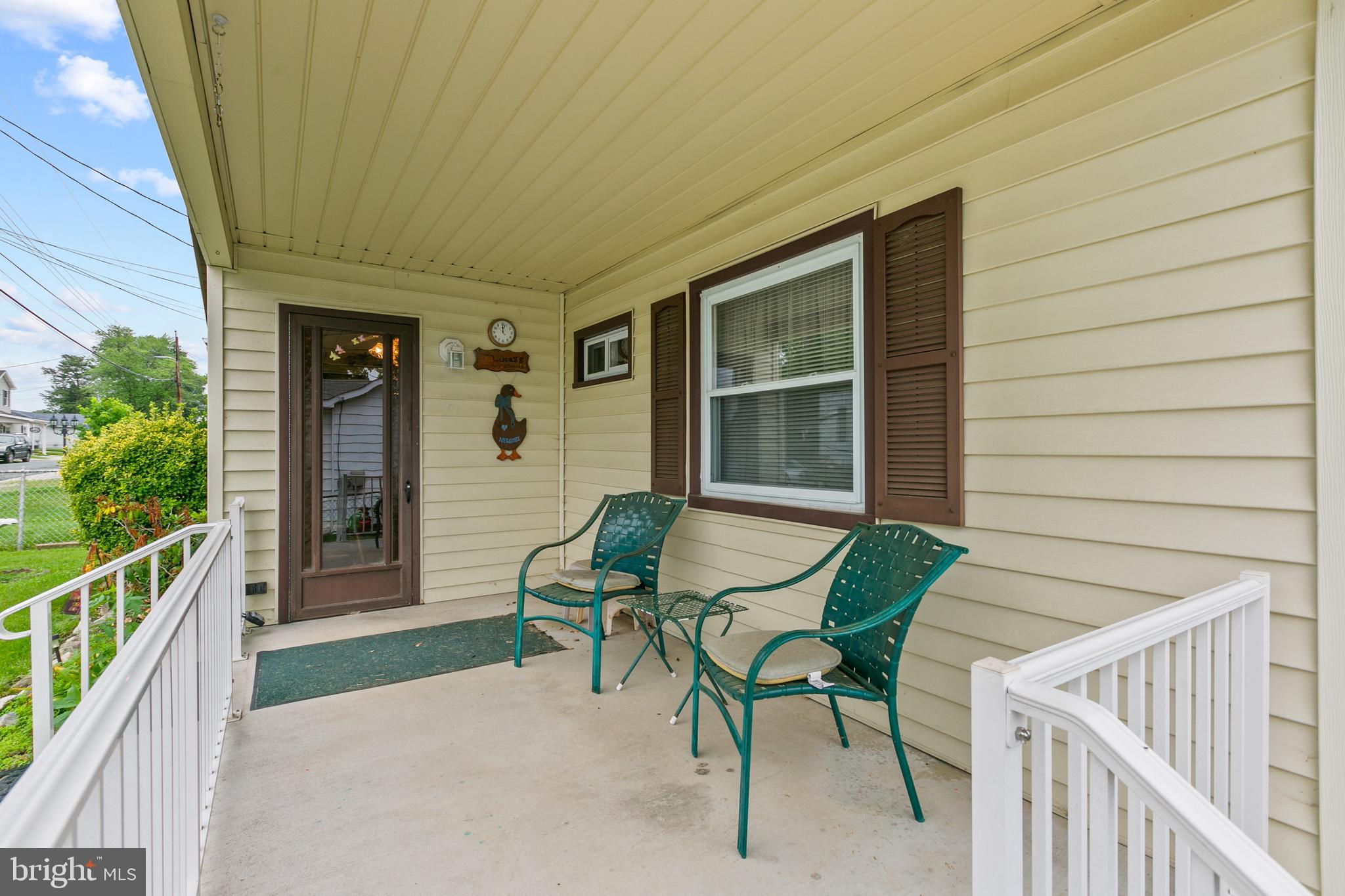 1204 3rd Road Baltimore, MD 21220 - Photo 4 of 38