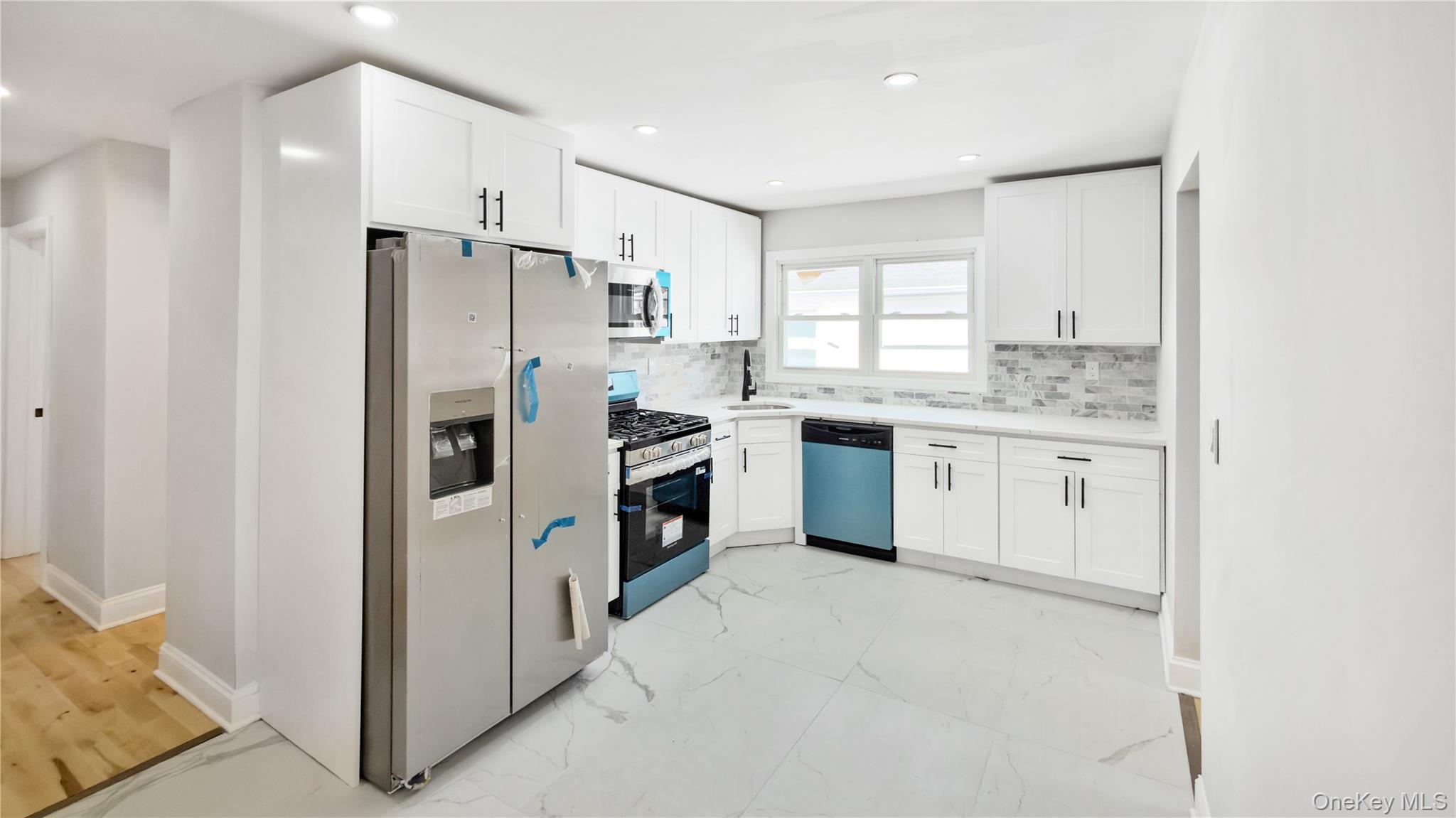 37 Decatur Street Roosevelt, NY 11575 - Photo 22 of 47