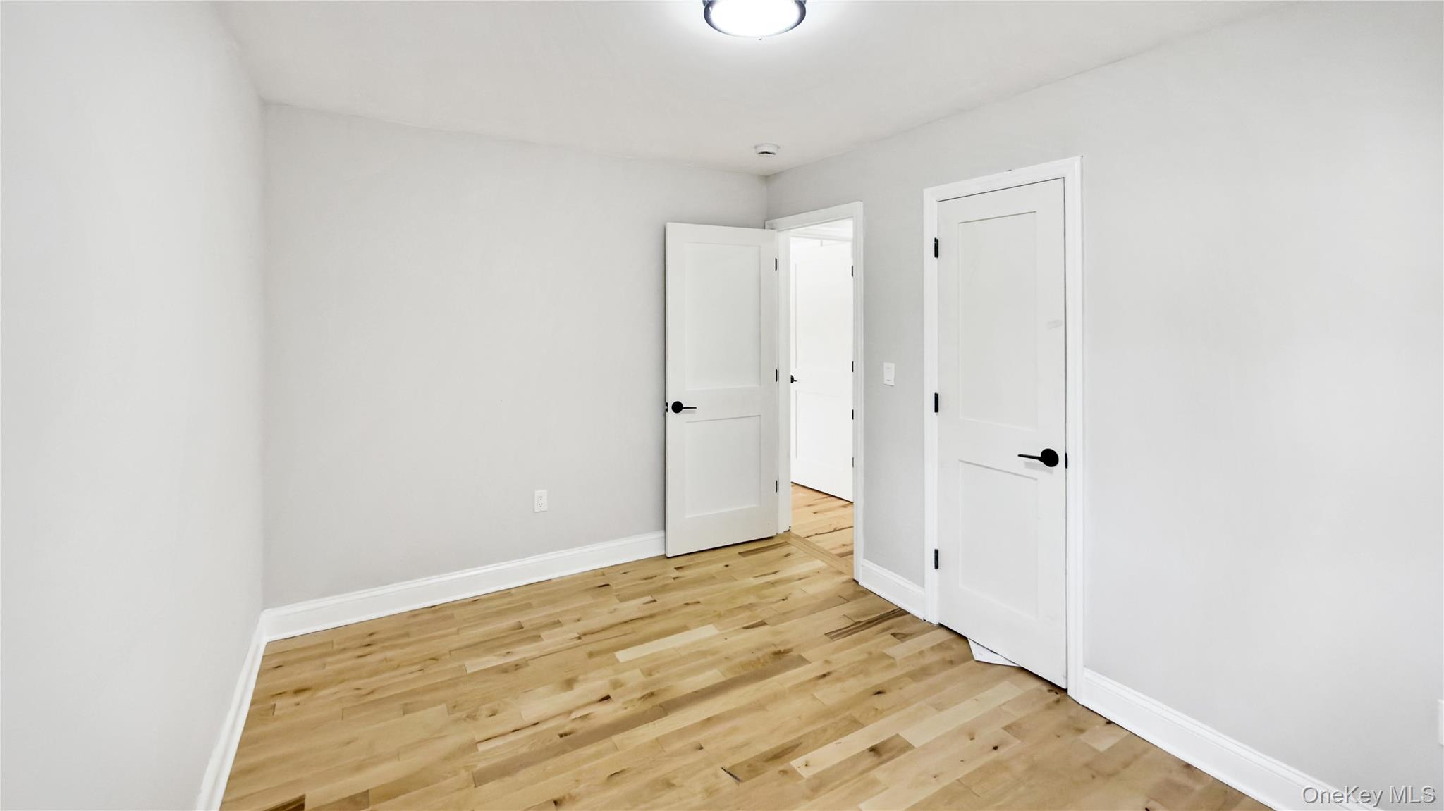 37 Decatur Street Roosevelt, NY 11575 - Photo 27 of 47