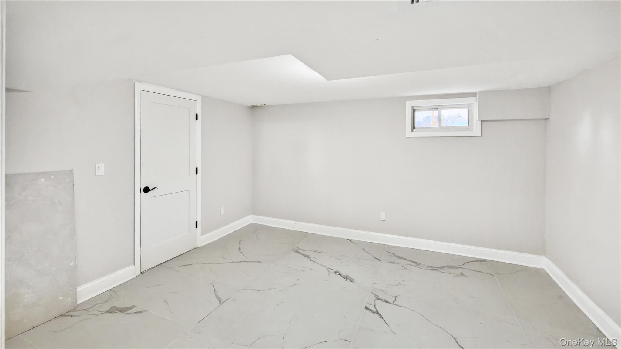 37 Decatur Street Roosevelt, NY 11575 - Photo 34 of 47