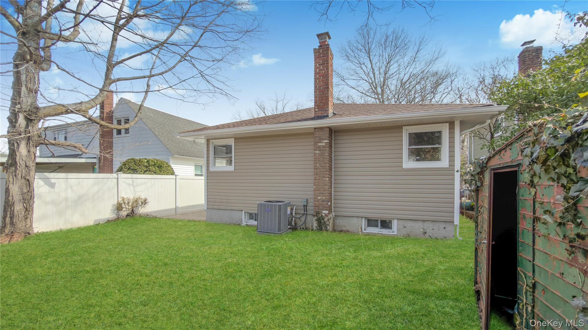 37 Decatur Street Roosevelt, NY 11575 - Photo 44 of 47