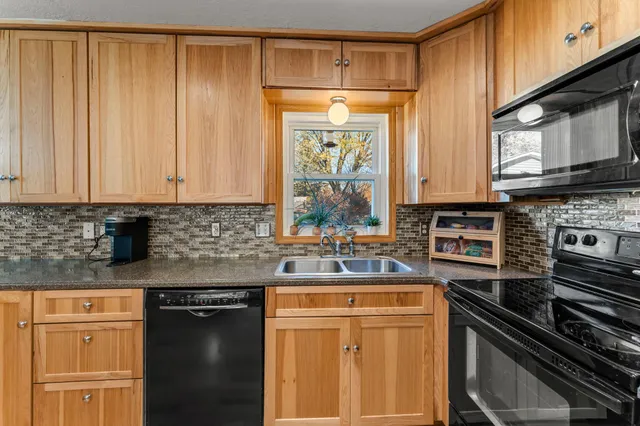 $359,900 | 30825 Belair Drive, Lindstrom, MN 55045