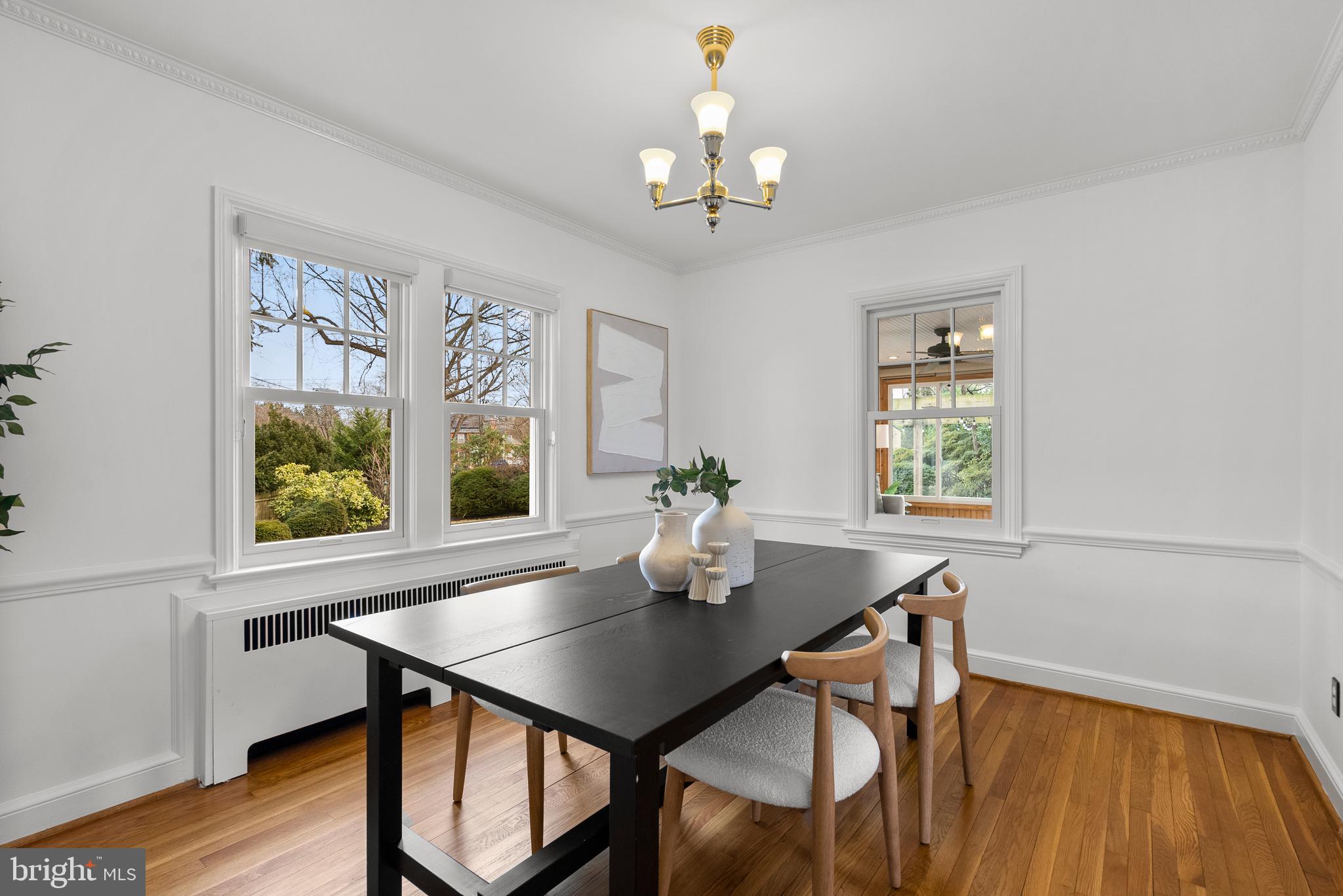 8 Springvale Lane Silver Spring, MD 20910 - Photo 12 of 48 Dining room