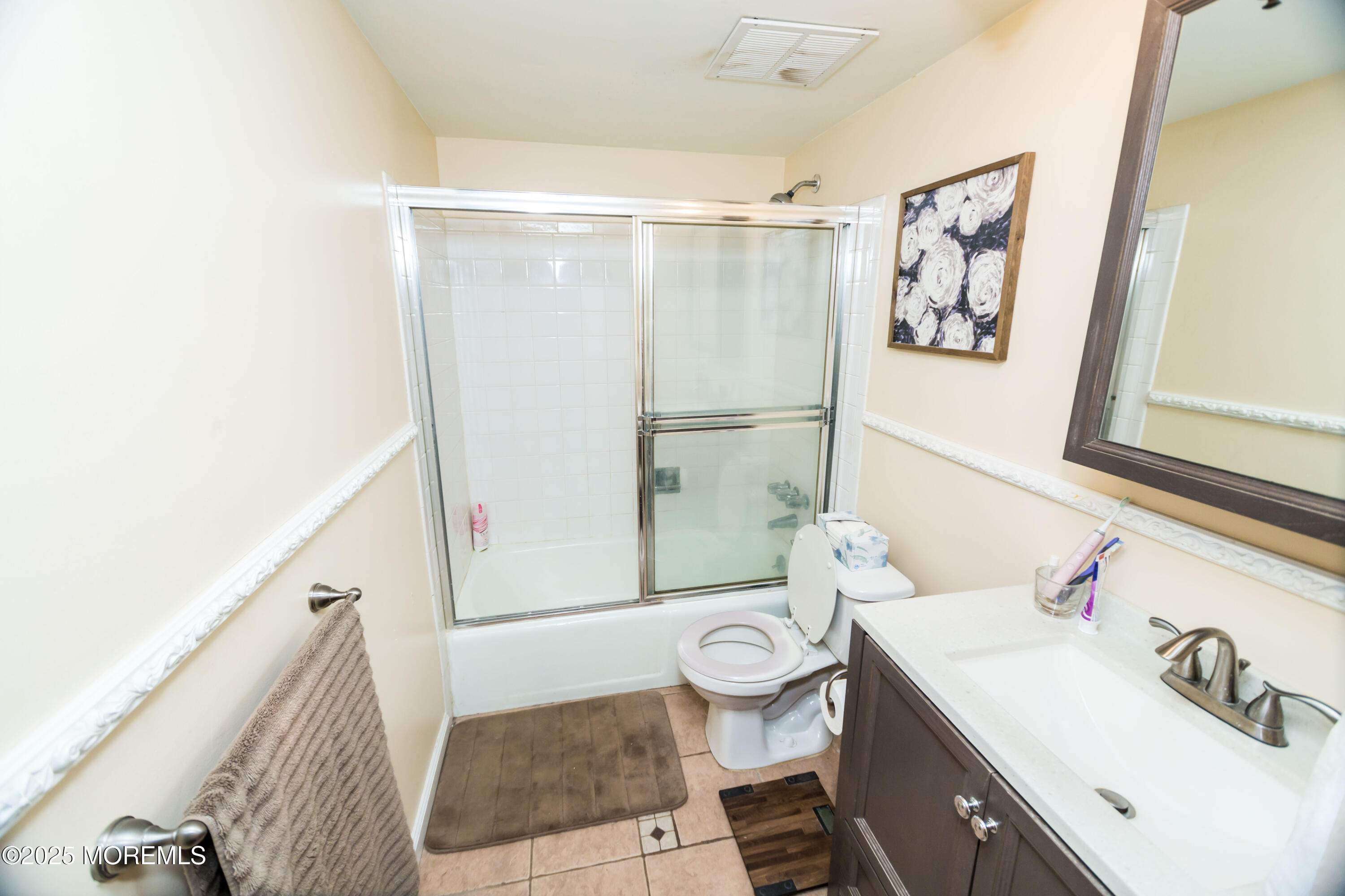 21 Birmingham Drive Jackson, NJ 08527 - Photo 20 of 27 a bathroom with a sink toilet and shower