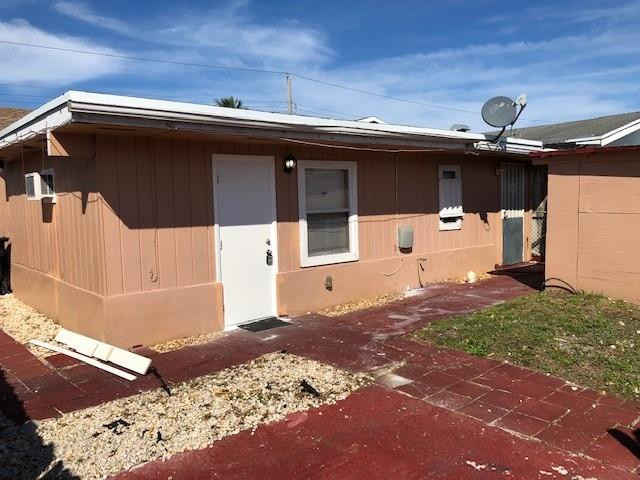 6432 Southwest 18th Court, Unit B Pompano Beach, FL 33068 - Photo 1 of 14 Photo 1