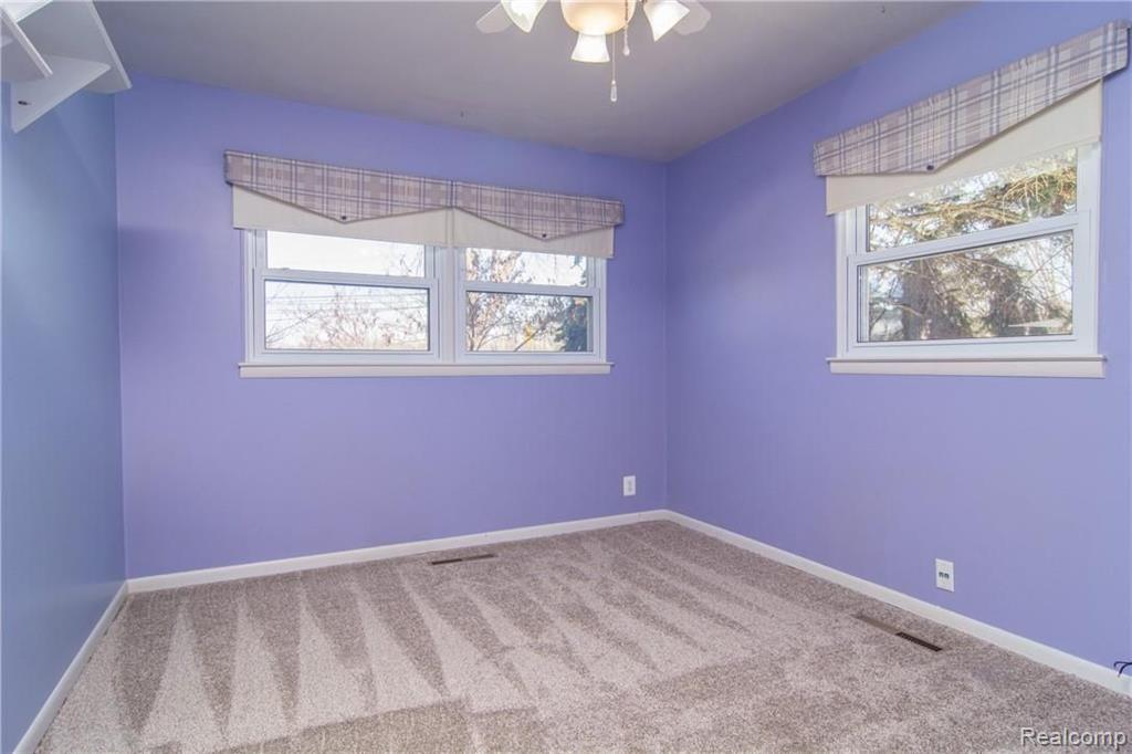 1170 East Auburn Road Rochester Hills, MI 48307 - Photo 11 of 18