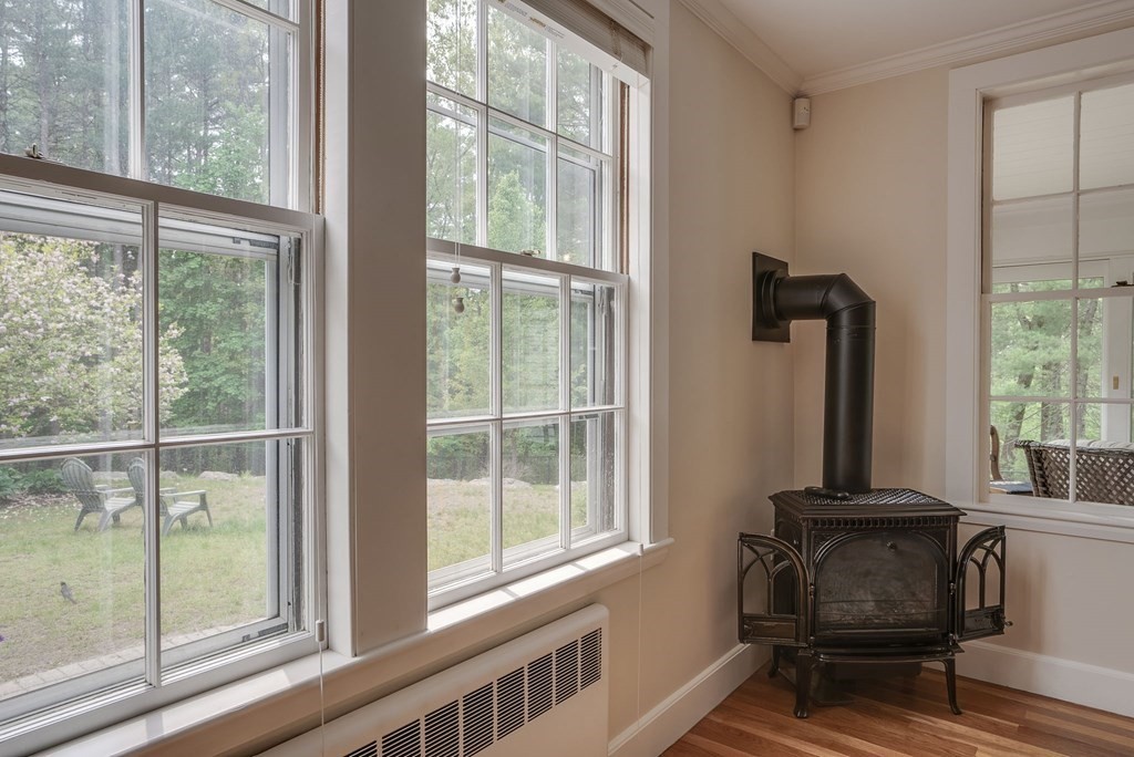 28 Page Road Bedford, MA 01730 - Photo 11 of 39 Gallery Image 11