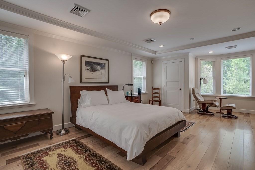 28 Page Road Bedford, MA 01730 - Photo 17 of 39 Gallery Image 17