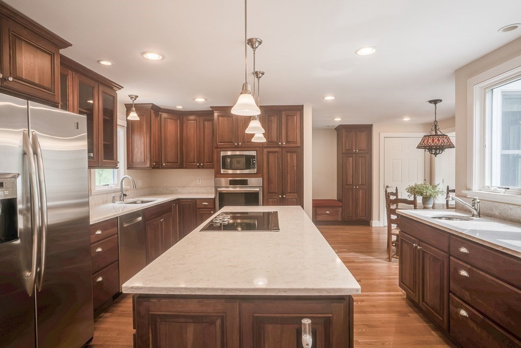 28 Page Road Bedford, MA 01730 - Photo 5 of 39 Gallery Image 5