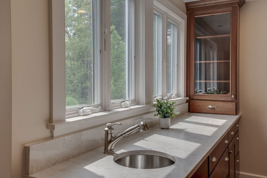 28 Page Road Bedford, MA 01730 - Photo 7 of 39 Gallery Image 7