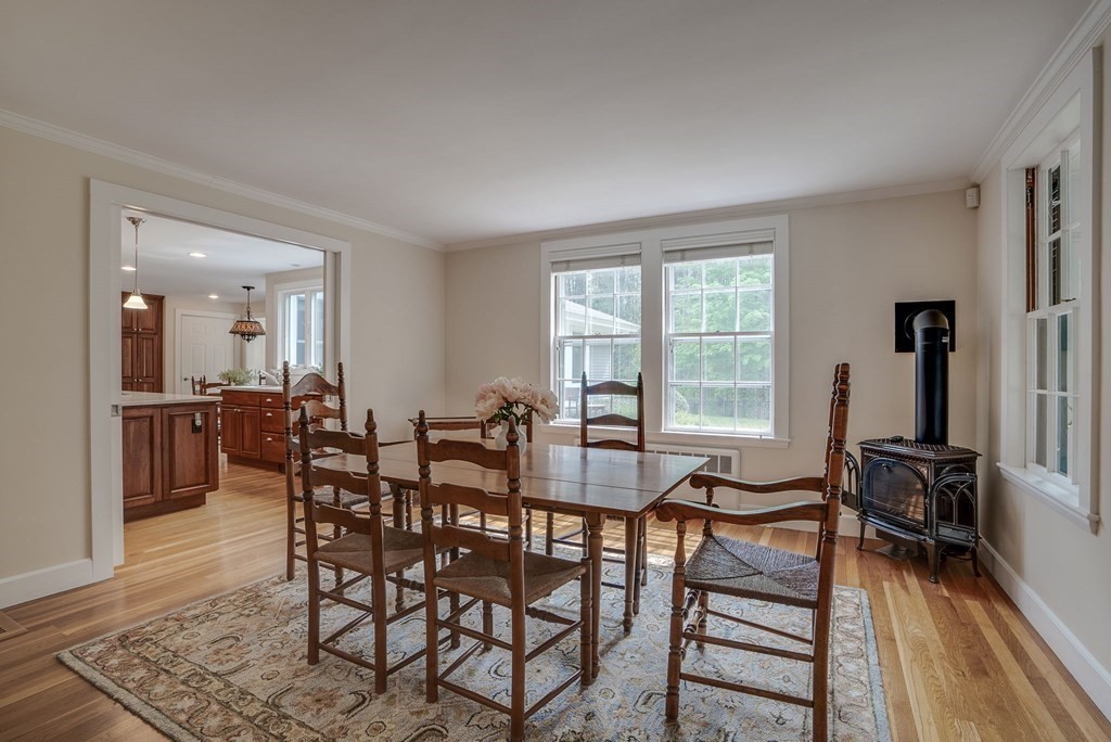 28 Page Road Bedford, MA 01730 - Photo 10 of 39 Gallery Image 10