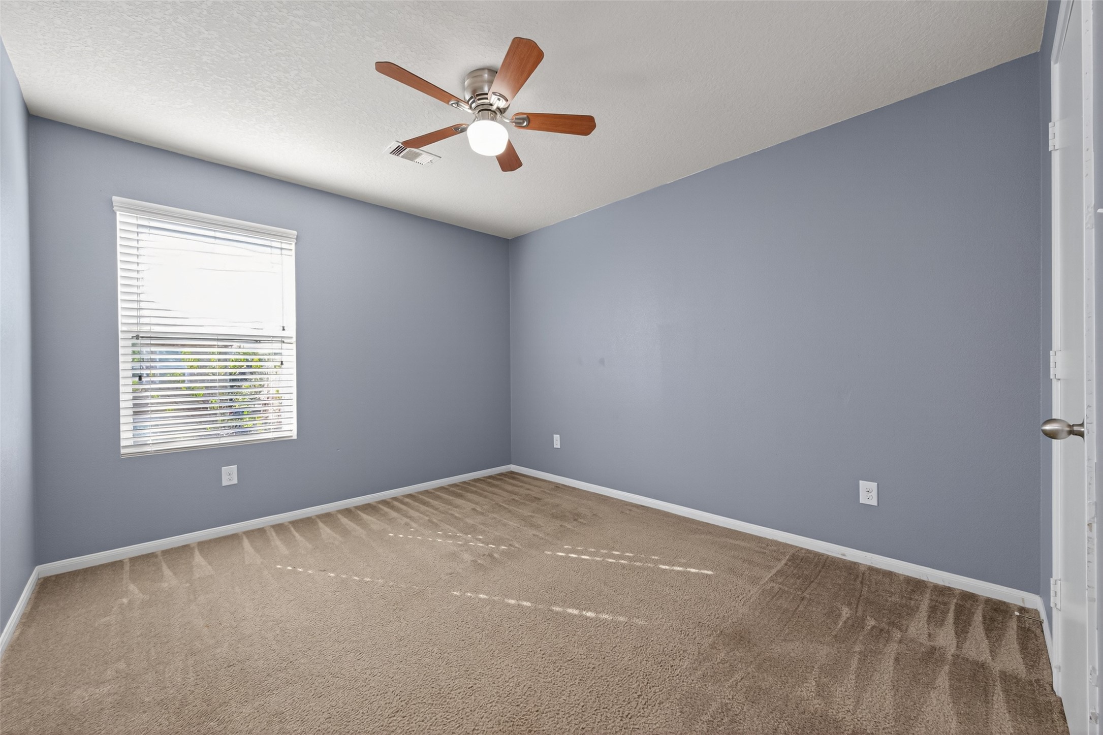 9940 Swallow Drive Conroe, TX 77385 - Photo 21 of 30 4th bedroom upstairs