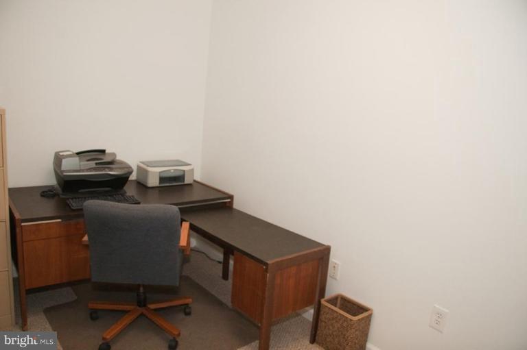 978 Martin Road Essex, MD 21221 - Photo 22 of 30 Bedroom #3