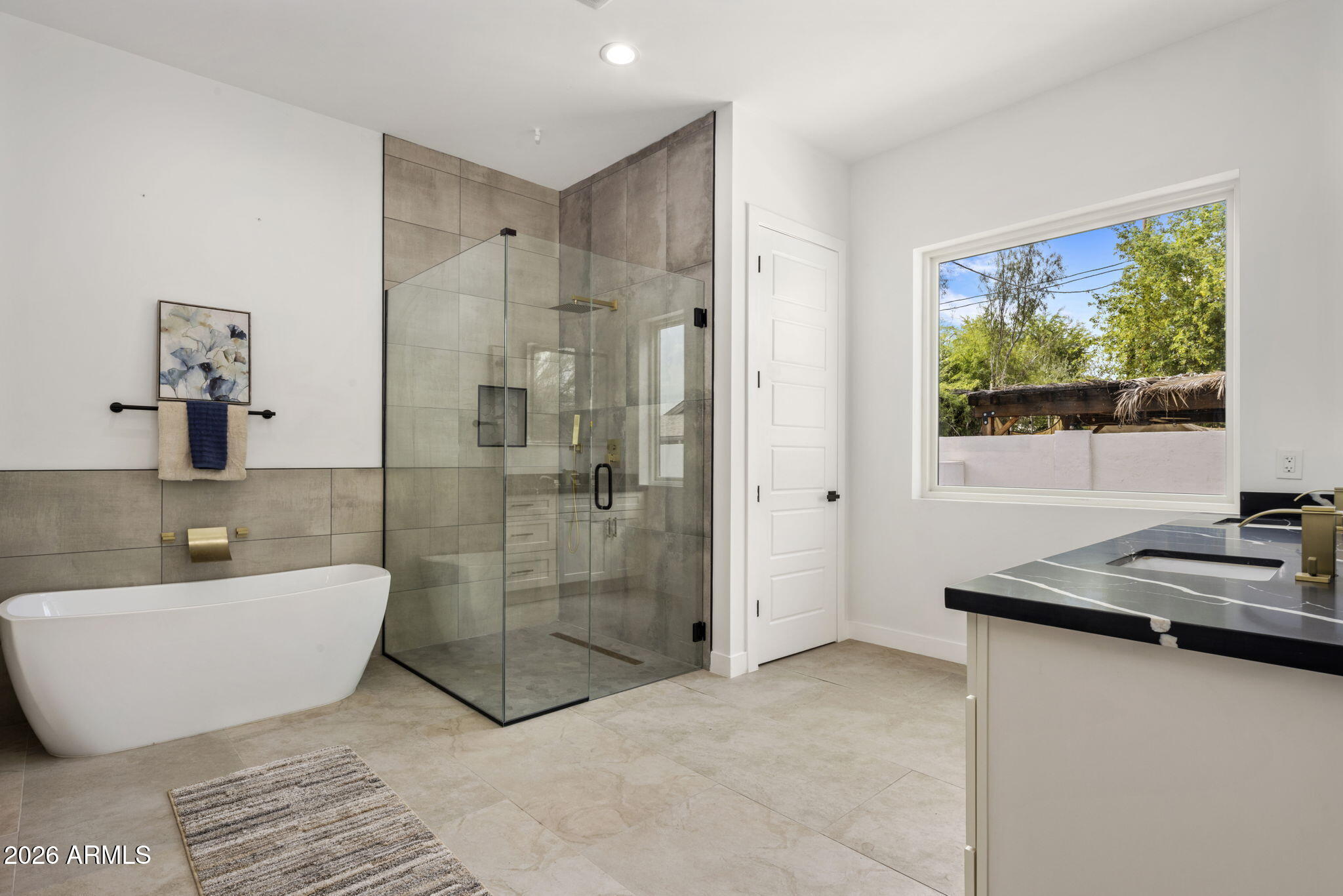 707 East Ocotillo Road Phoenix, AZ 85014 - Photo 10 of 31 Primary Bathroom