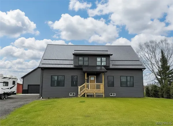 $615,000 | 6455 Salt Road, Clarence, NY 14031