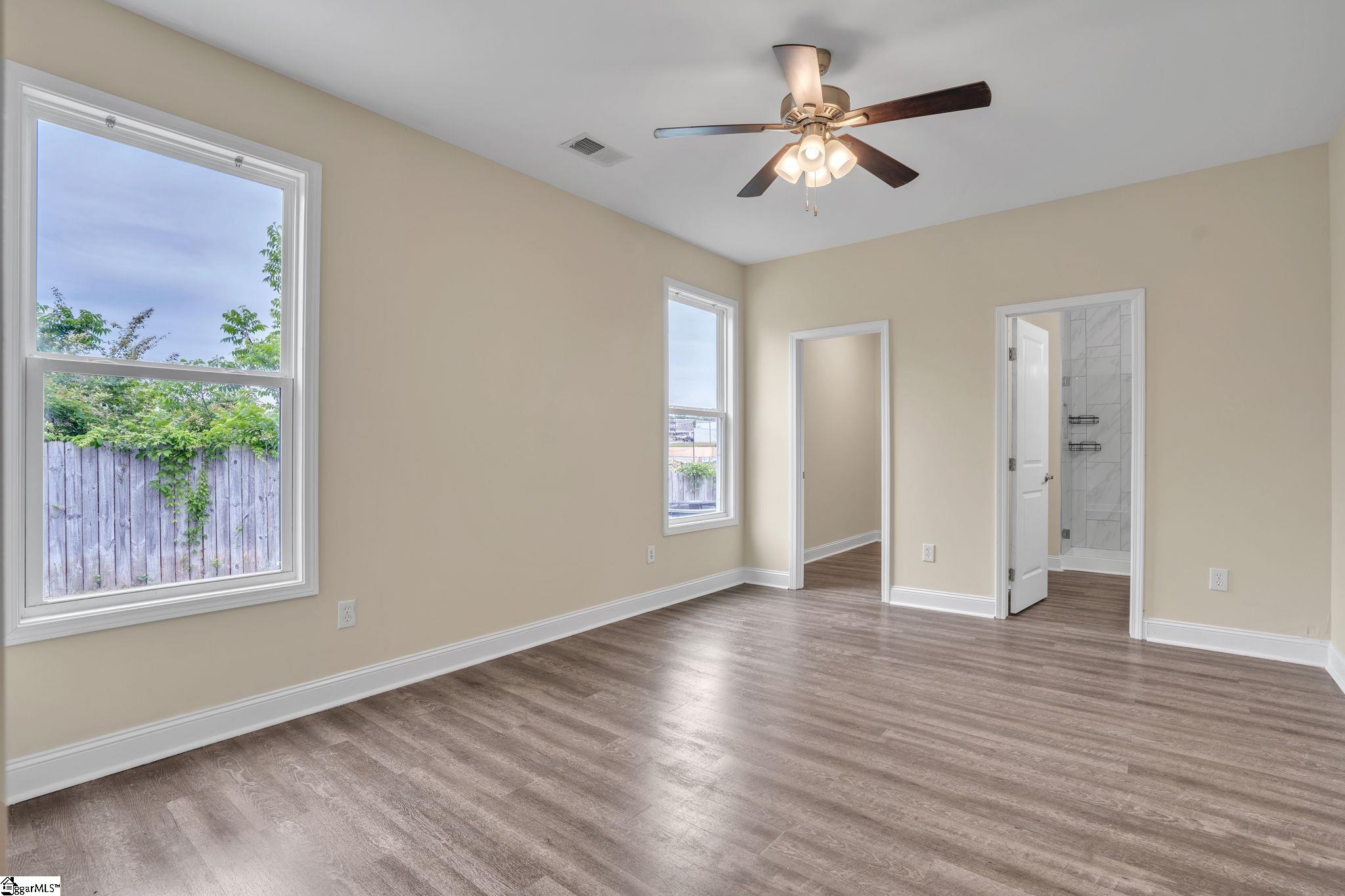 308 South Lewis Street Pickens, SC 29671 - Photo 12 of 30