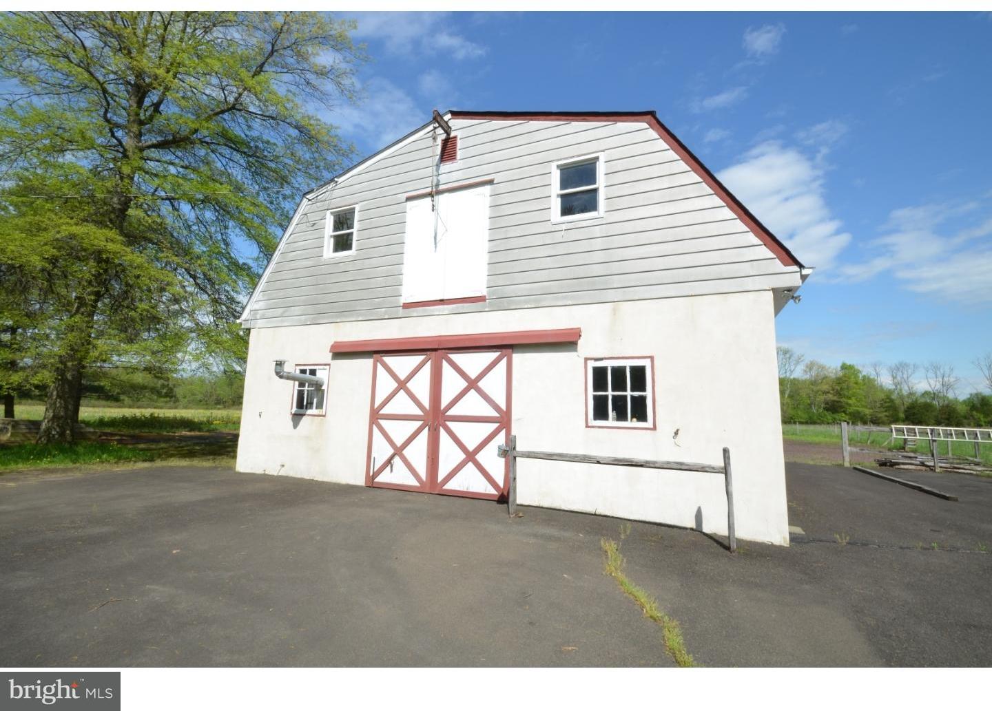 5711 Stump Road Pipersville, PA 18947 - Photo 3 of 25 Gallery Image 3