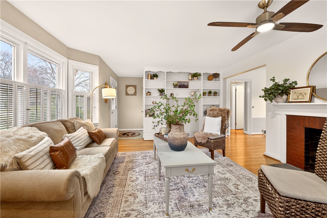 334 Eaglehead Road Perinton, NY 14445 - Photo 4 of 16