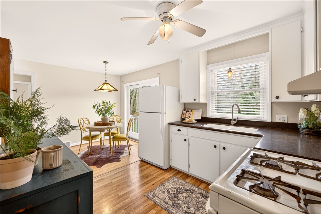 334 Eaglehead Road Perinton, NY 14445 - Photo 9 of 16