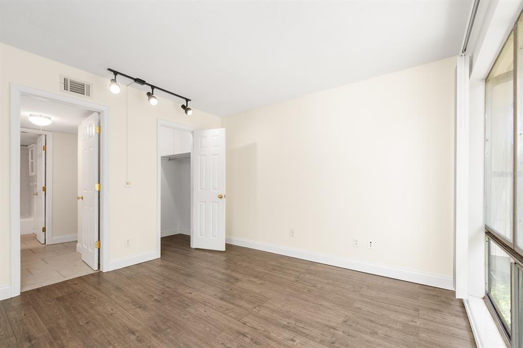 1700 Southwest 16th Court, Unit L26 Gainesville, FL 32608 - Photo 12 of 24 a view of a interior in the house