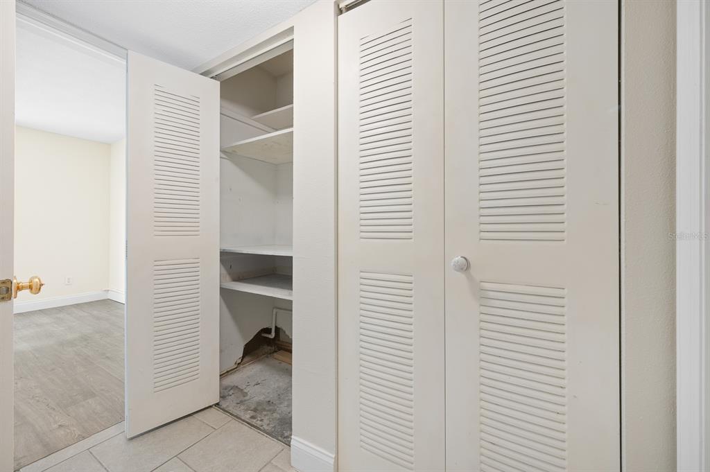 1700 Southwest 16th Court, Unit L26 Gainesville, FL 32608 - Photo 15 of 24