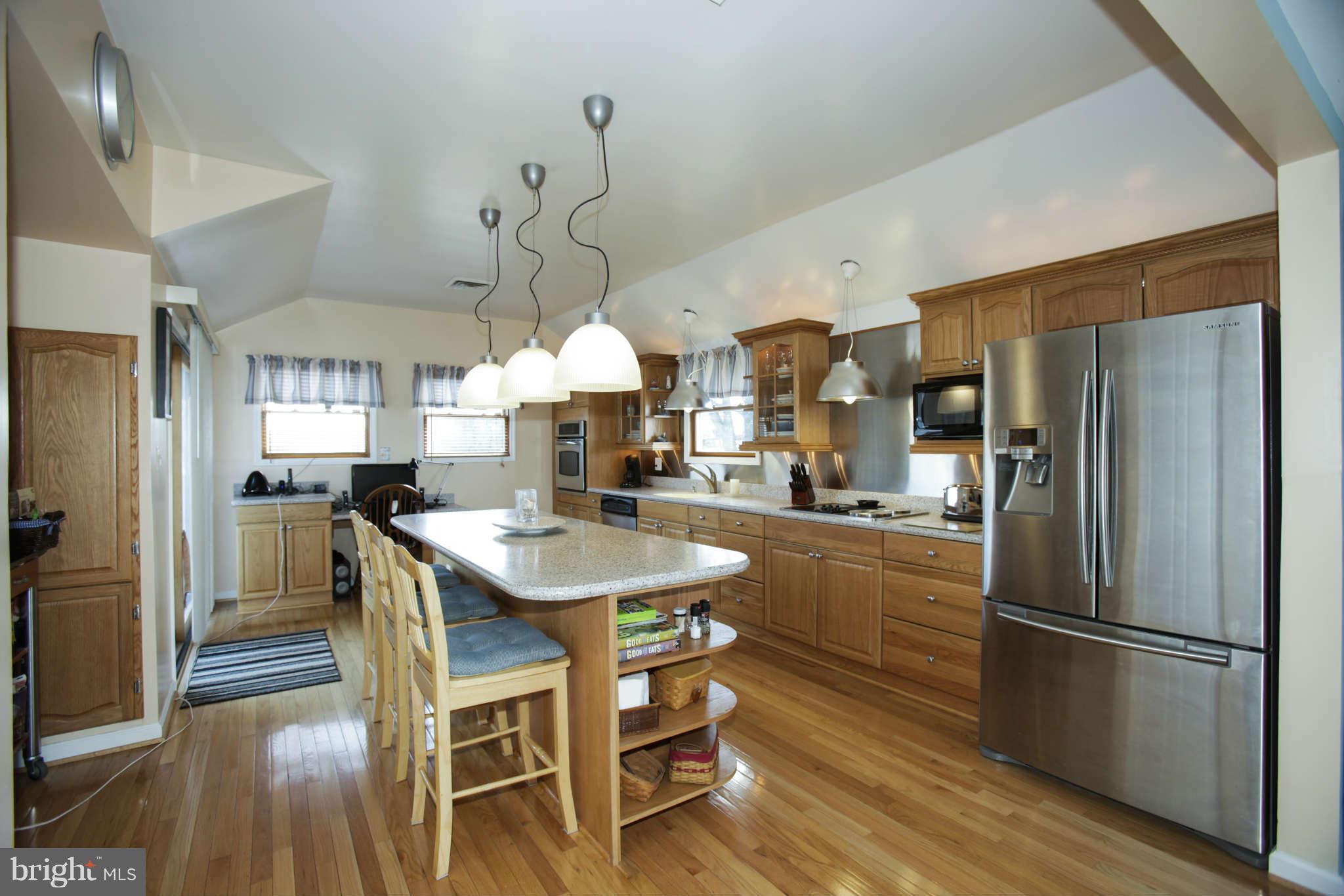 6838 Leslie Road Baltimore, MD 21220 - Photo 8 of 25 Kitchen