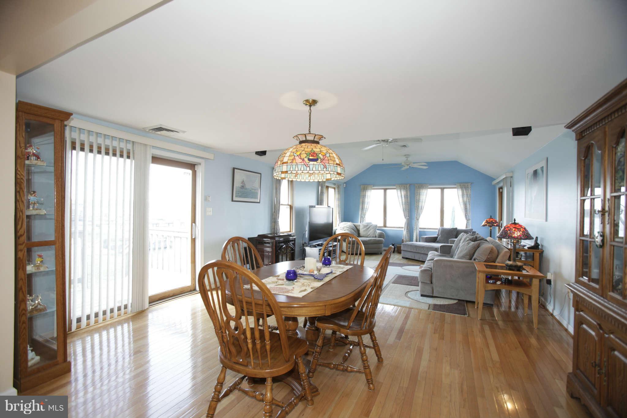 6838 Leslie Road Baltimore, MD 21220 - Photo 10 of 25 Dining Room